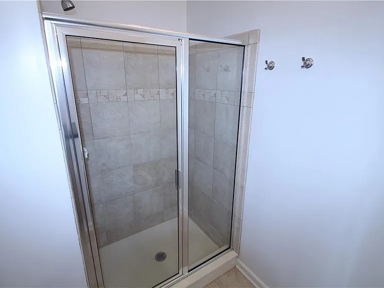 11 Perimeter Ctr E #2304 — Photo 22