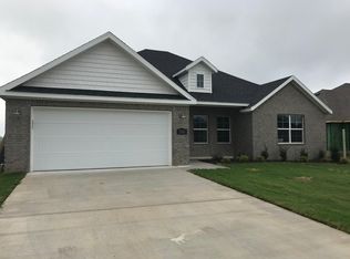 7383 Charlotte Ave, Springdale, AR 72762