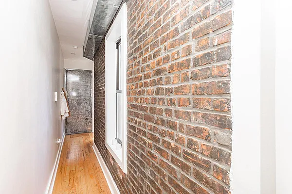 Rented by MySpaceNYC | media 29