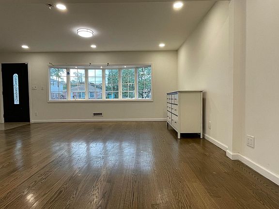 3rd image of 13-35 209th St