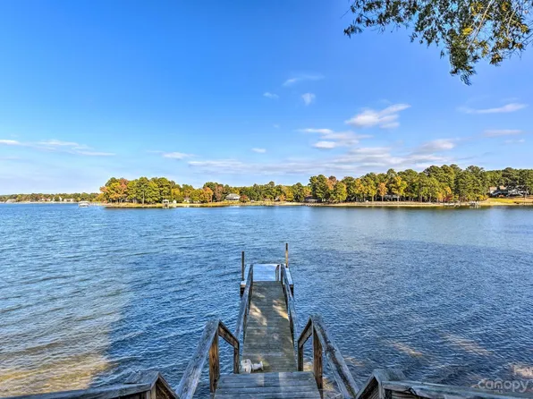 70 Rainbow Cove Rd, Ridgeway, SC 29130