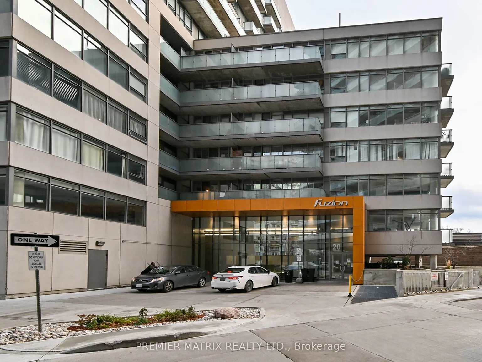 Fuzion Condo — Photo 2