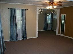5th image of 508 Texas St