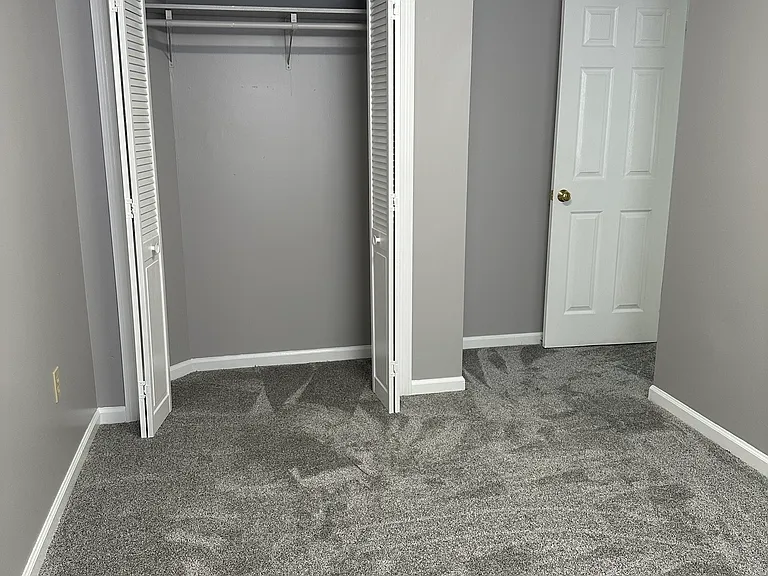 142 Eden Ave — Photo 3