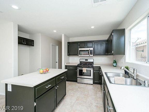 4th image of 1315 Hopewell Ave