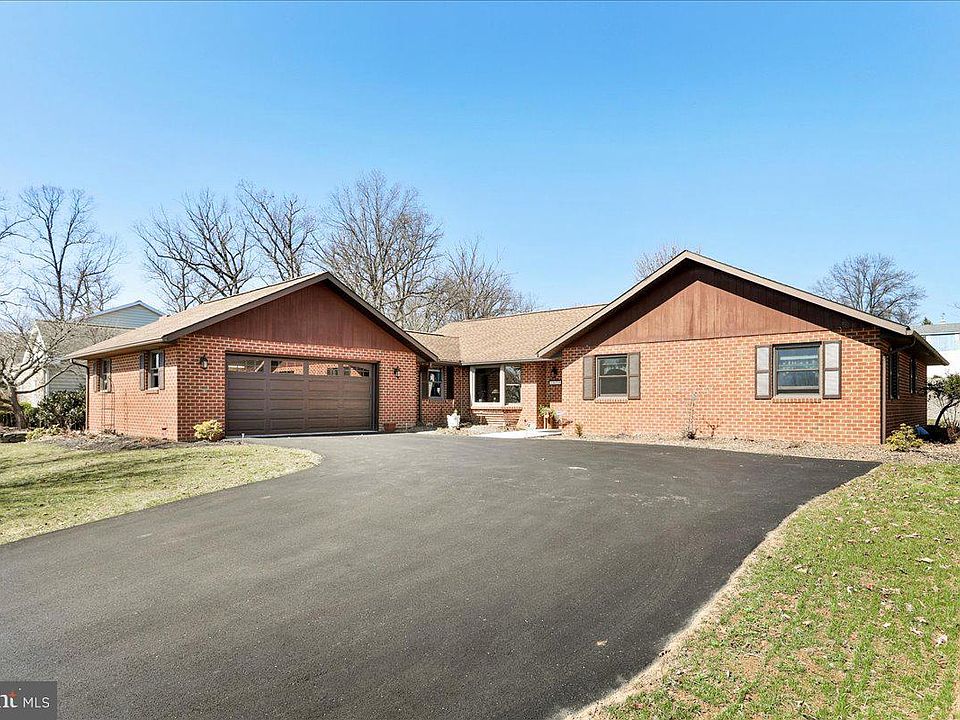 1st image of 3671 Jenny Ln
