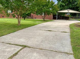 212 Quail Dr, Dallas, NC 28034