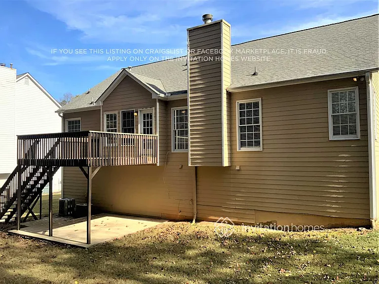 925 Evian Dr NW — Photo 12