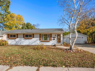 1854 Hazel St, Oshkosh, WI 54901