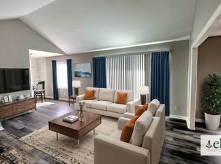 Capital Place, Indianapolis, IN 46227