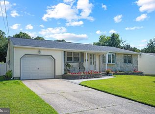 7 School House Ln, Turnersville, NJ 08012