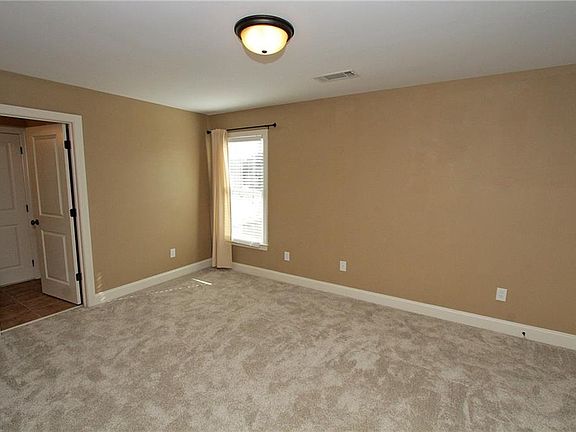 3rd image of 4929 Vireo Dr