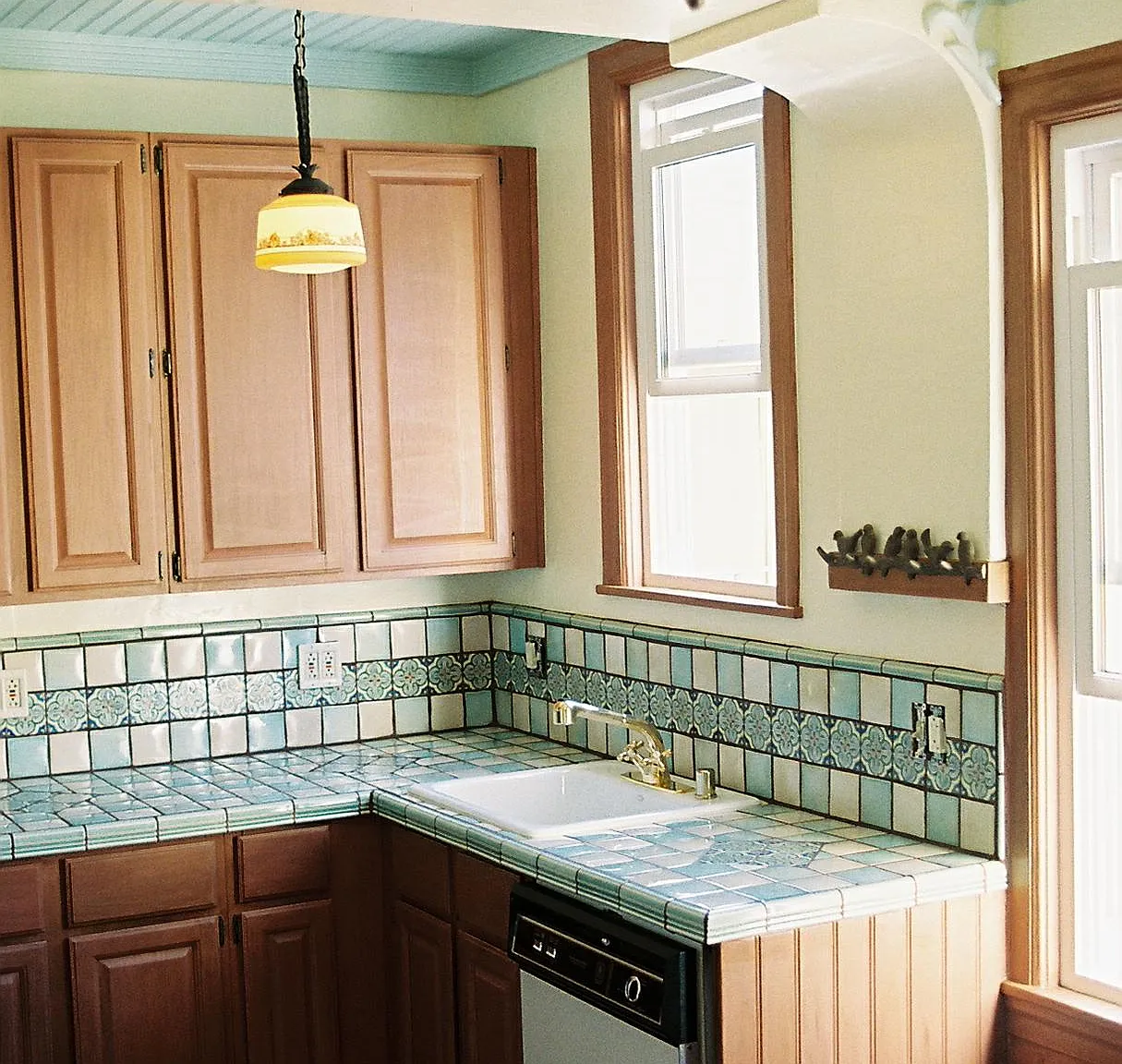 363 Bartlett St — Photo 1