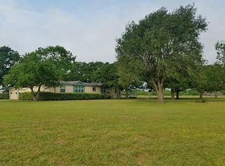 1538 Fm 2762, Flatonia, TX 78941