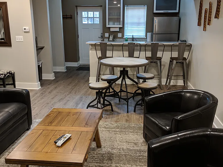 12 Martha St #2 — Photo 4