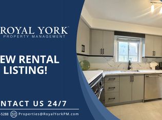 98 Nelson St, Toronto, ON M1J 2V9