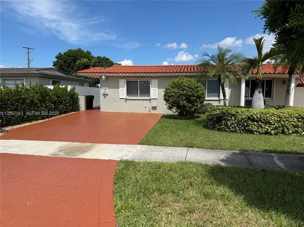 1563 W 81st St #1563, Hialeah, FL 33014