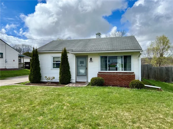 2020 Paul St, Hermitage, PA 16148