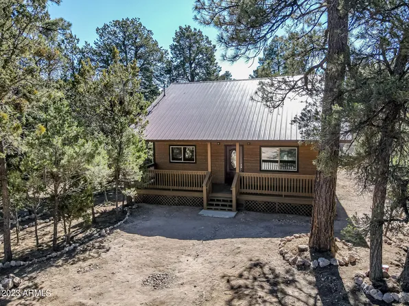 2145 Cottontail Road, Overgaard, AZ 85933