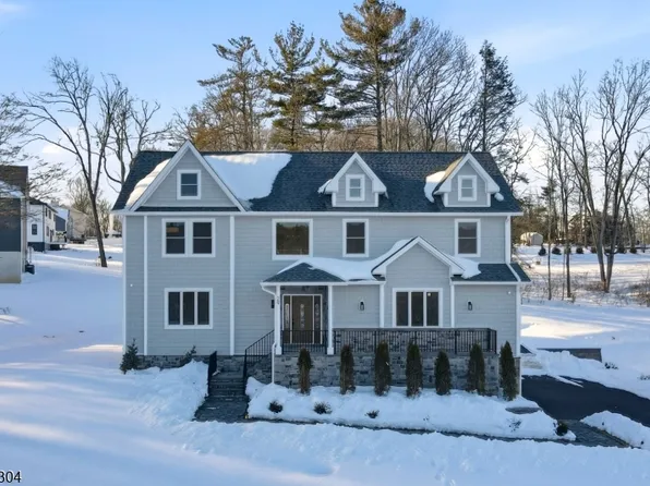 29 Eagles Nest Ter, West Milford Twp., NJ 07480