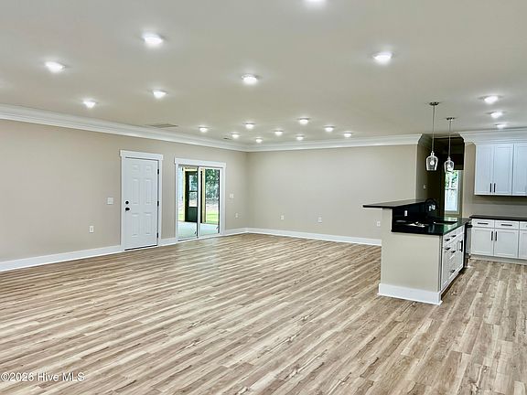 2nd image of 1007 Heather Lane
