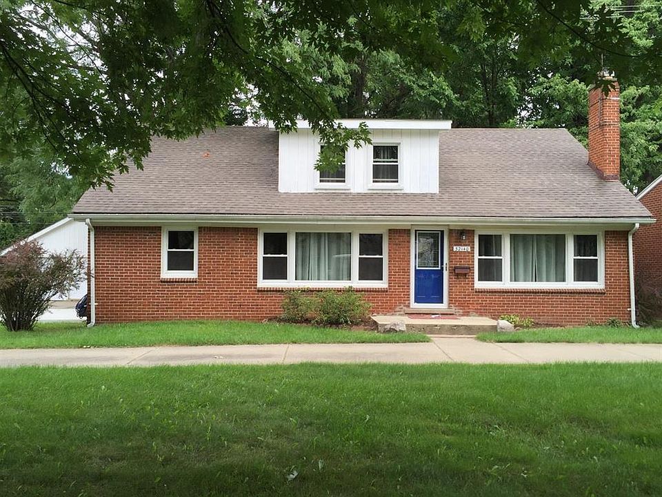 1st image of 32140 Donnelly St