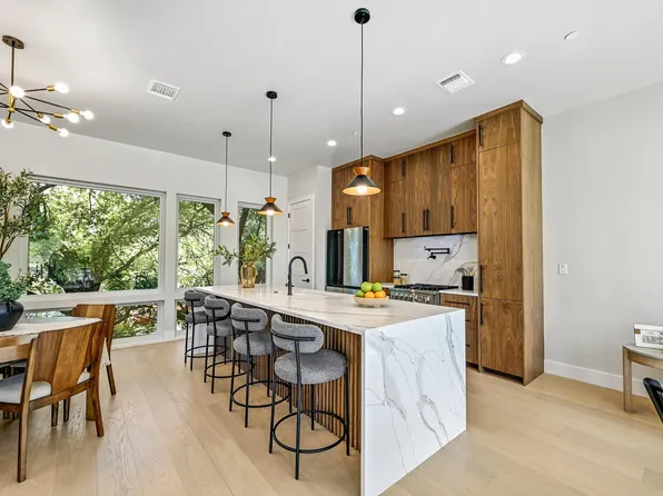 100 W Odell St #1, Austin, TX 78752