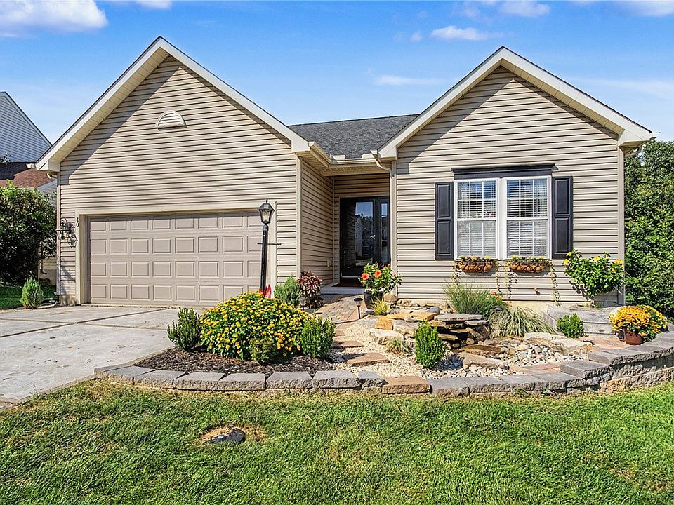 1st image of 40 Teil Tree Ct