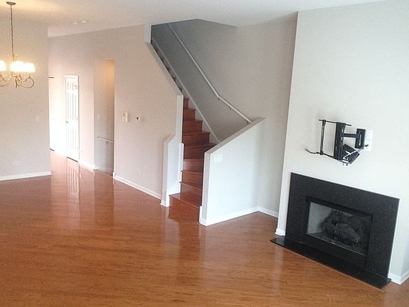 3rd image of 1515 S Peoria St