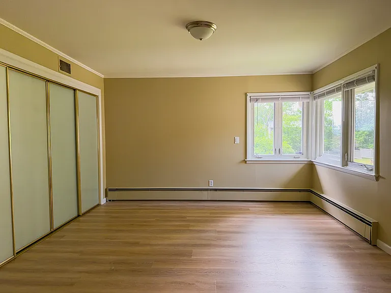 111 Woodland Ave — Photo 16