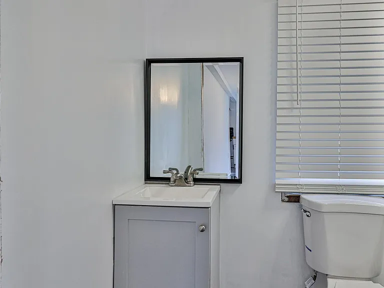 5228 Scarritt Ave — Photo 10