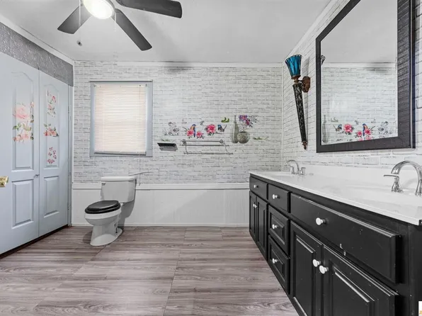 302 Georgetown Ln, Glasgow, KY 42141