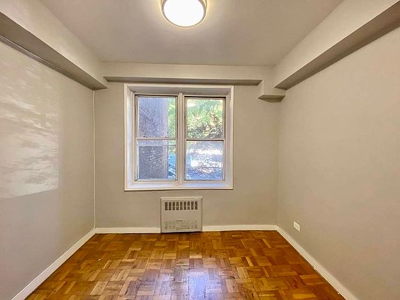 4th image of 6601 Broadway #C1