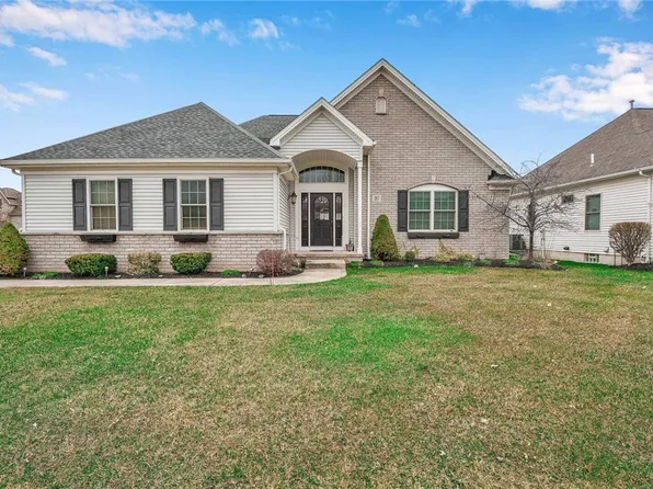 187 Collins Ln, Getzville, NY 14068