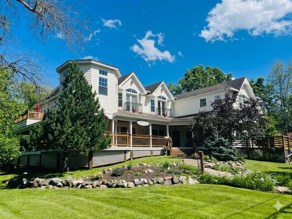 3411 Saint Croix Trl S