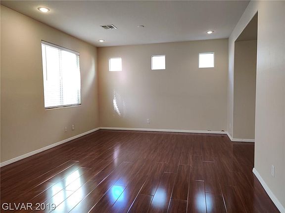 2nd image of 9284 Millikan Ave
