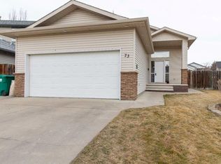 73 SW Heritage Cir W, Lethbridge, AB T1K 7T3