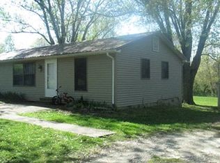 1216 E Broad Rd, Madison, IN 47250