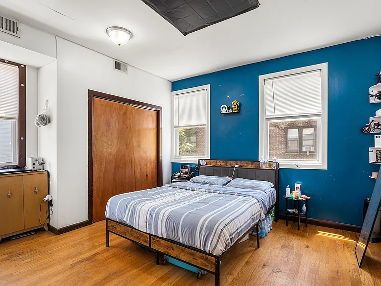 107 Oxford Ave #2 — Photo 10