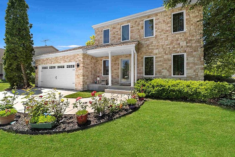 1st image of 264 N Southport Rd