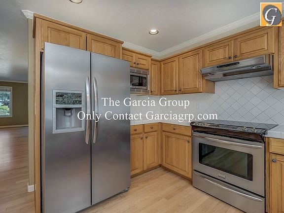 5th image of 780 5th St