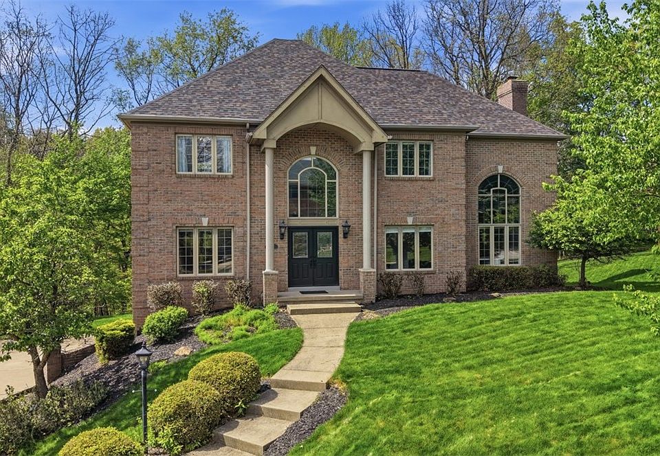1st image of 702 Rustic Ridge Dr