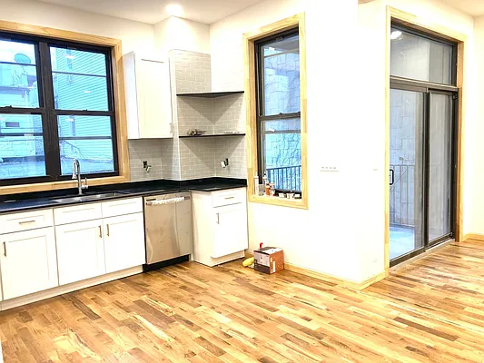 Rented by Brooklyn Real Estate Services | media 6