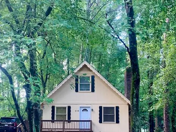 216 S Hillcrest Dr, Siler City, NC 27344