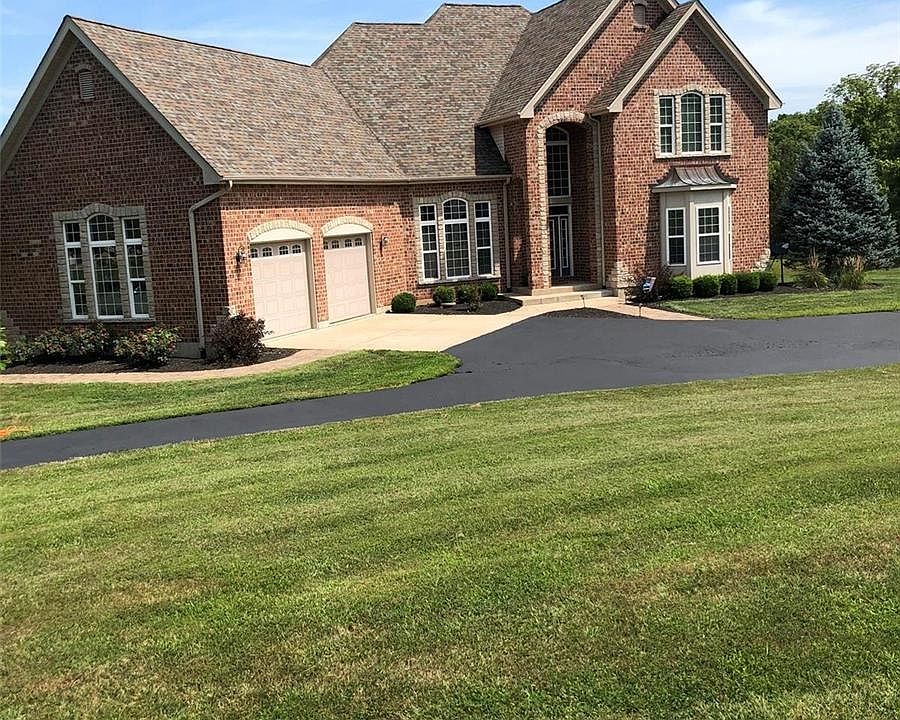 1st image of 251 Deer View Dr