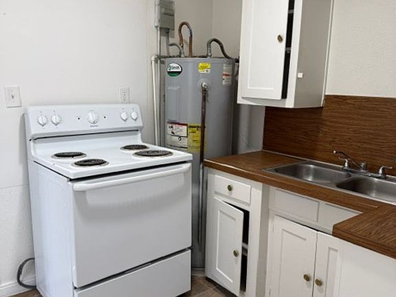 5th image of 2616 Alexander Ave