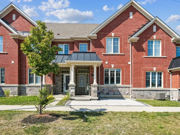 266 Inspire Blvd, Brampton, ON L6R 3Z3