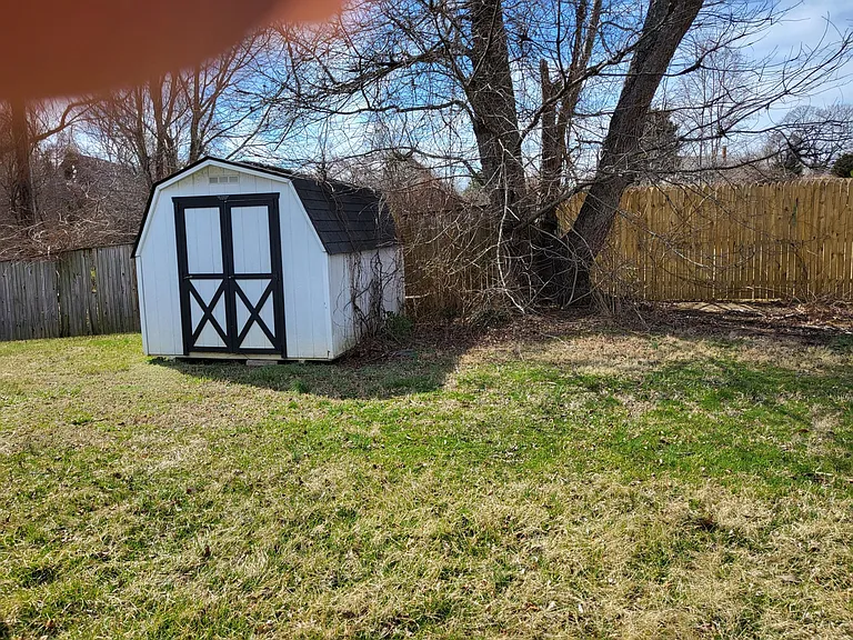 910 Ponds Wood Rd — Photo 13