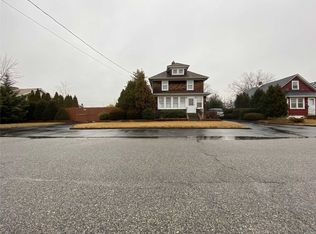 51 Hawley Ave, West Islip, NY 11795