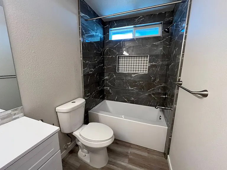 4288 Bradley Dr — Photo 20
